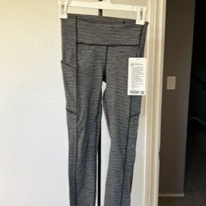Lulu lemon Speed Up MR tight 28”